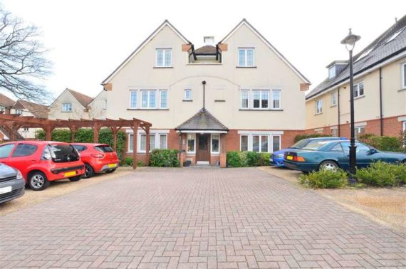 2 Bedroom Ground Fla...
